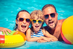 Pool Enclosures Fort Myers: Getting Your Pool Ready for Summer