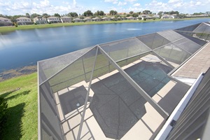 4 Signs Your Pool Enclosure Should Be Replaced